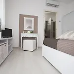 Couette-café Dimora Delle Emme 3*